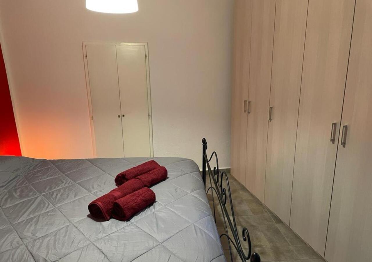 Appartamento il mandorlo nel centro di Volterra Esterno foto